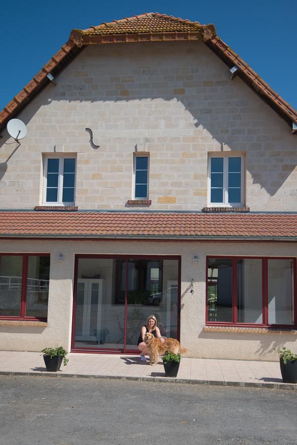 Au Jardin Fleuri Vila Vauxaillon Exterior foto